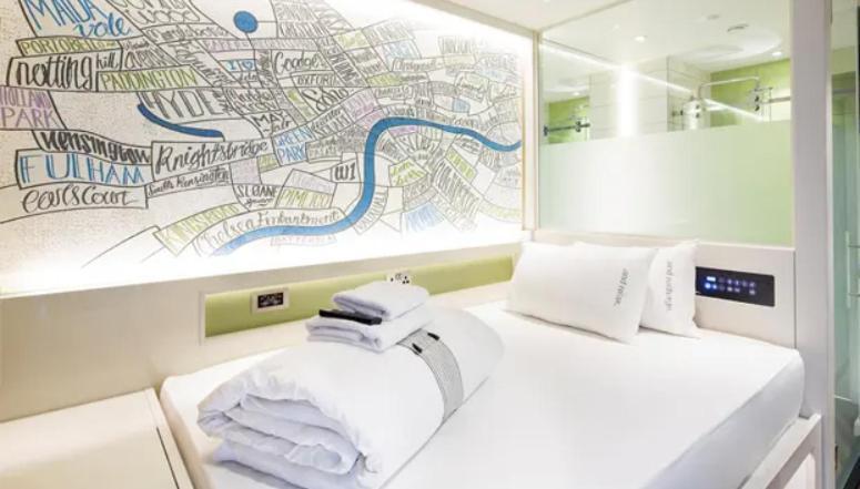 Modern Ensuite In Brook House, Torrington Place, Hotel